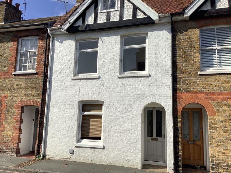 House Moat Sole in Sandwich