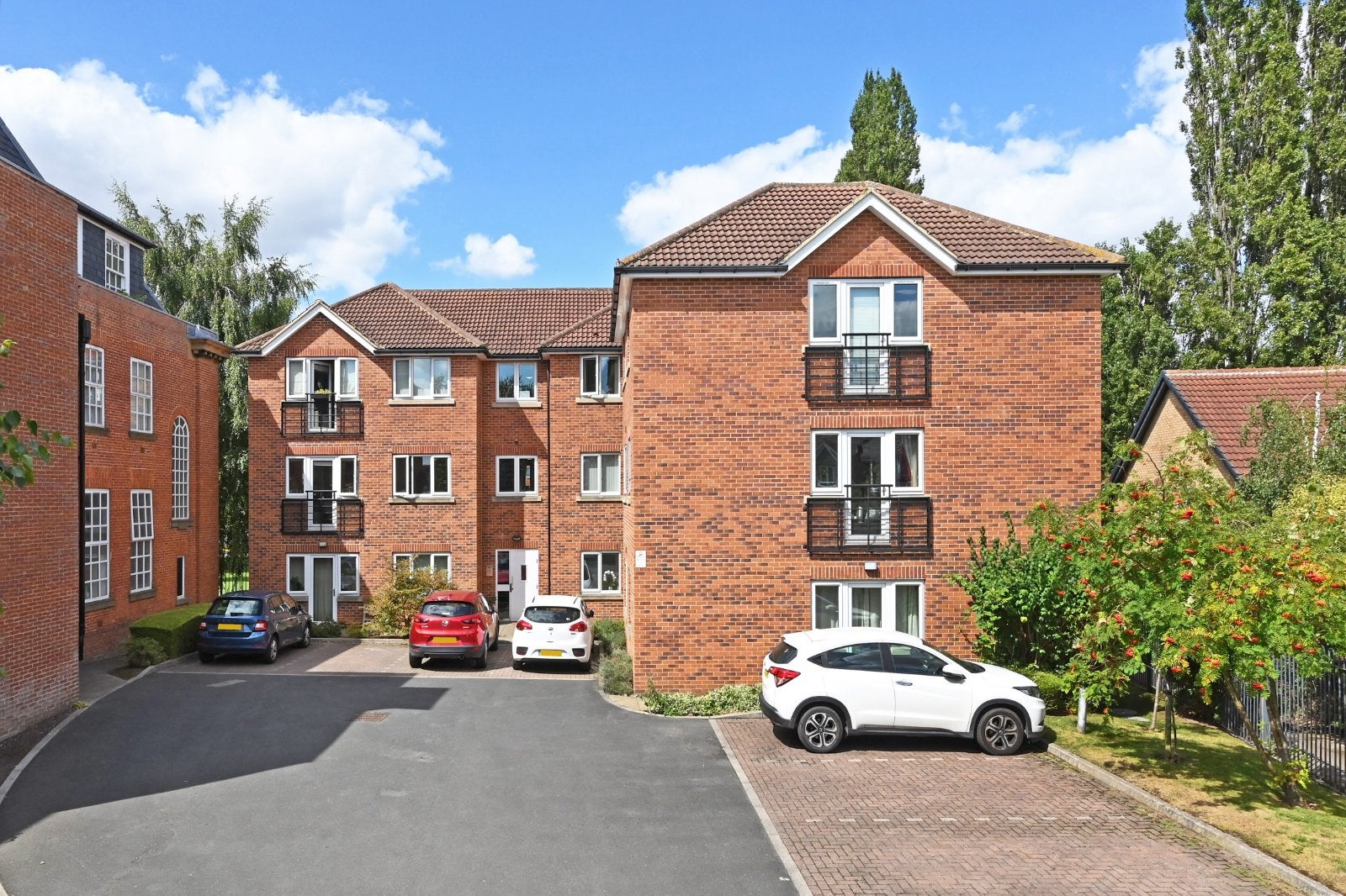 Flat Pinsent Court in York