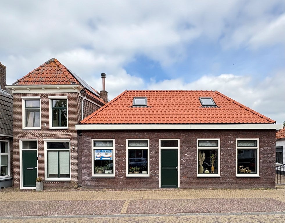 Huis Hoofdstraat 140 in Oldemarkt