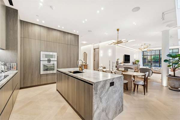 Flat Hamilton Terrace in City of Westminster