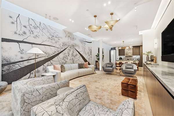 Flat Hamilton Terrace in City of Westminster