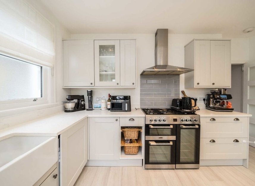 Flat Waldron Road in Greater London