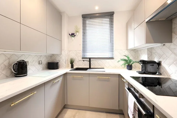 Flat Atholl Crescent Lane in City of Edinburgh