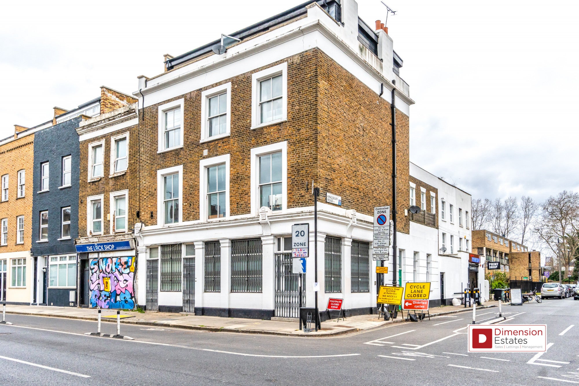 Flat Balls Pond Road in Greater London
