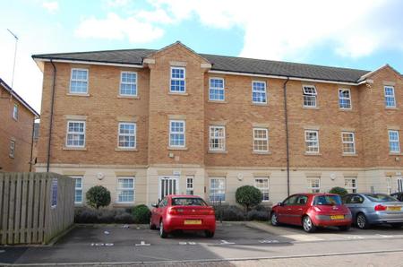 Flat Lion Court in Northampton