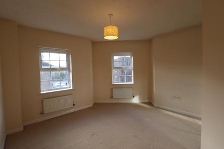Flat Lion Court in Northampton