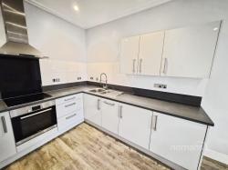Flat Farnham Road in Slough