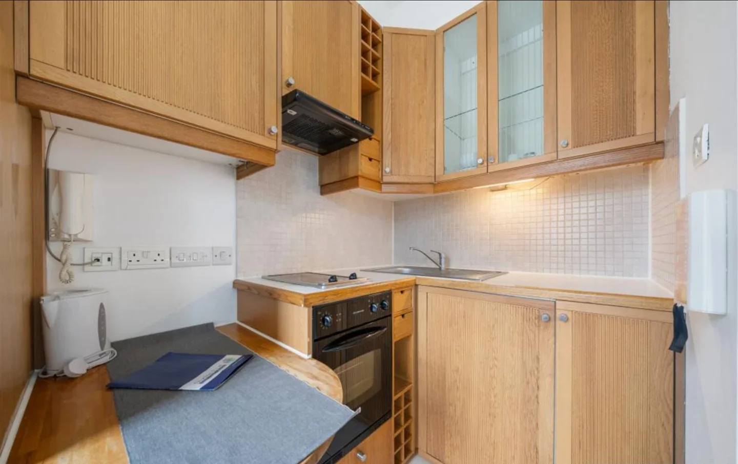 Flat Finchley Road in Greater London