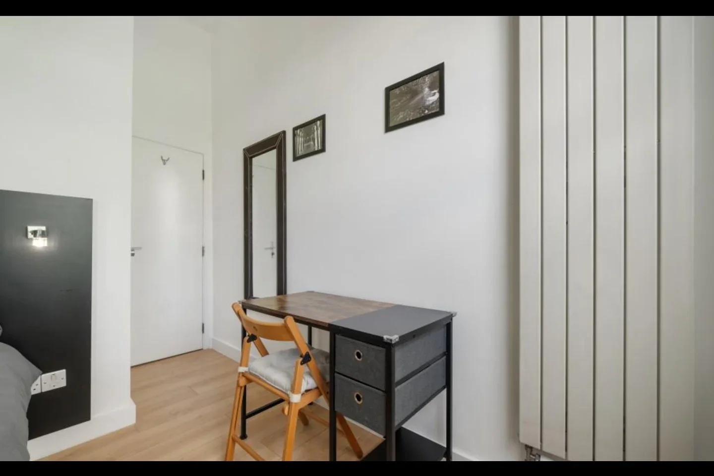 Flat Finchley Road in Greater London