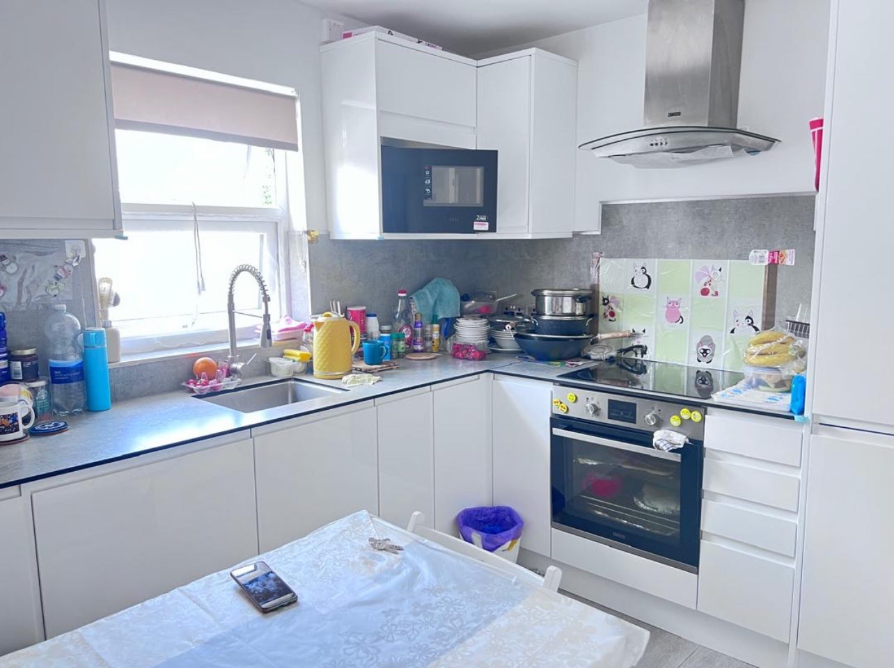 Flat Byron Road in Greater London