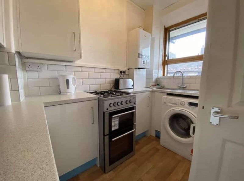 Room Morecambe Street in Greater London