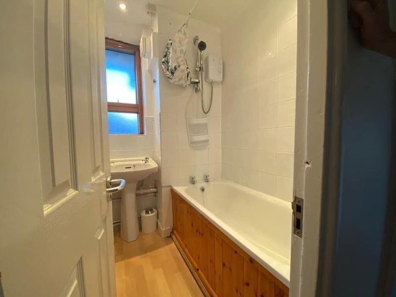 Room Morecambe Street in Greater London