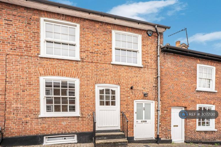 House Cross Street in St Albans