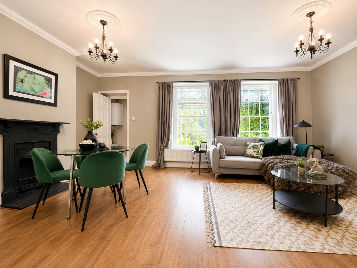 Flat Pro-Cathedral Lane in Bristol