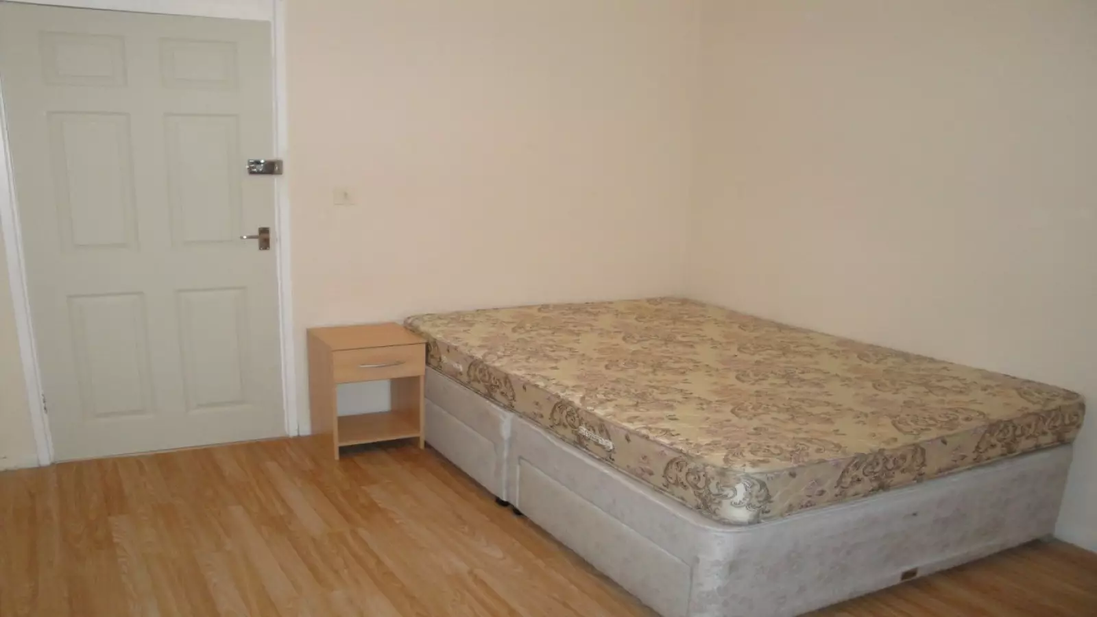 Flat Lamartine Street in Nottingham