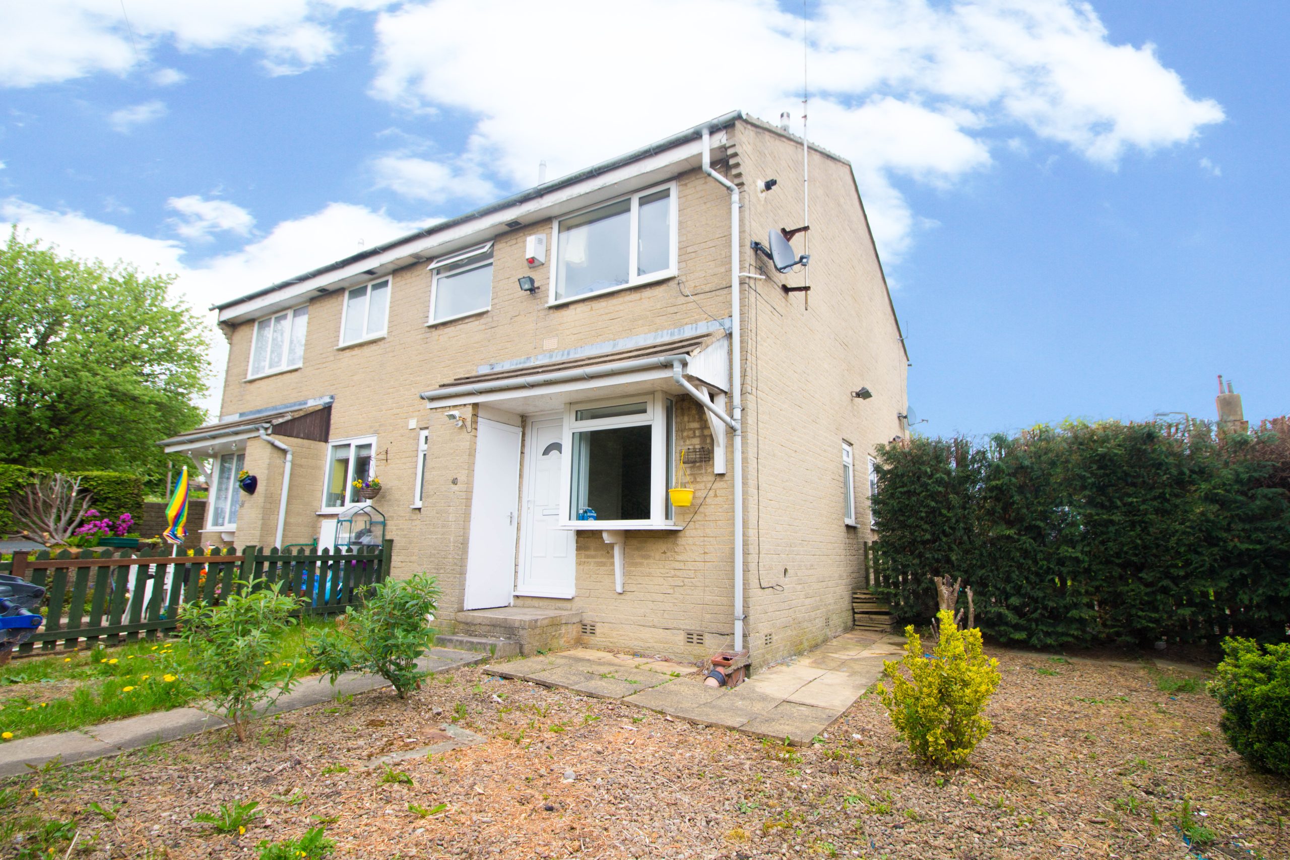 House Hatton Close in Bradford