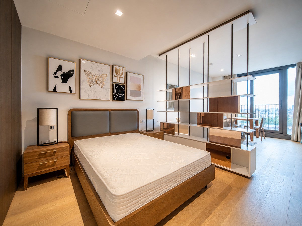 Flat Concert Hall Approach in Greater London