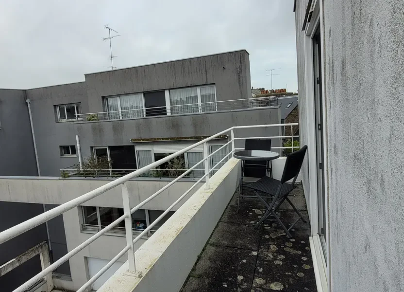Flat Place de la Madeleine in Saint-Brieuc