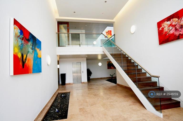 Flat Nevile Road in Salford
