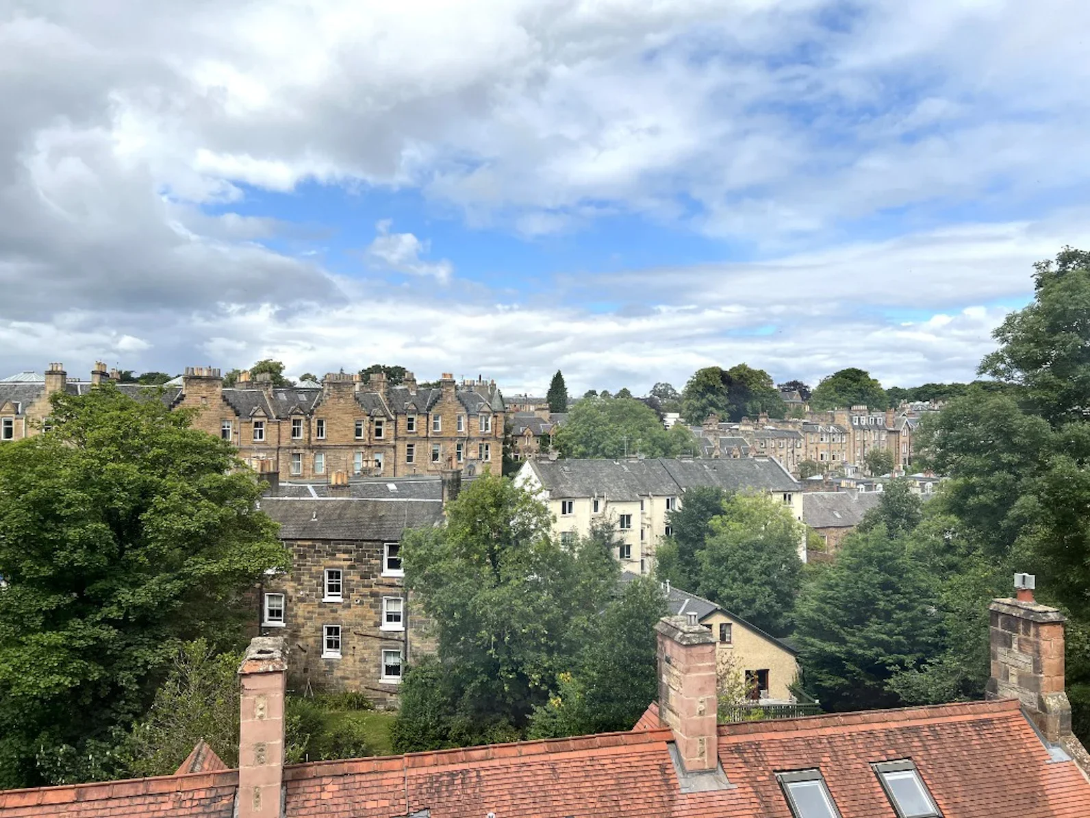 Flat Roseburn Terrace in City of Edinburgh