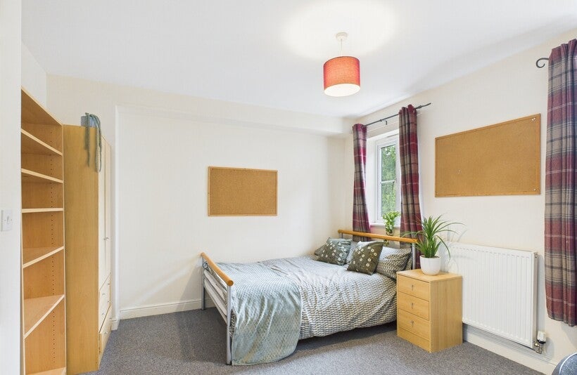 Flat Thacker Way in Norwich