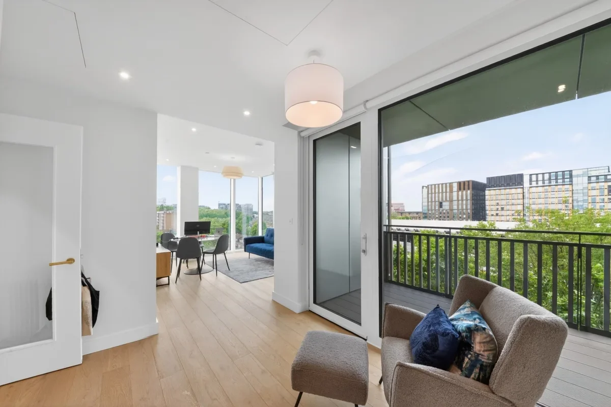 Flat Brill Place in Greater London