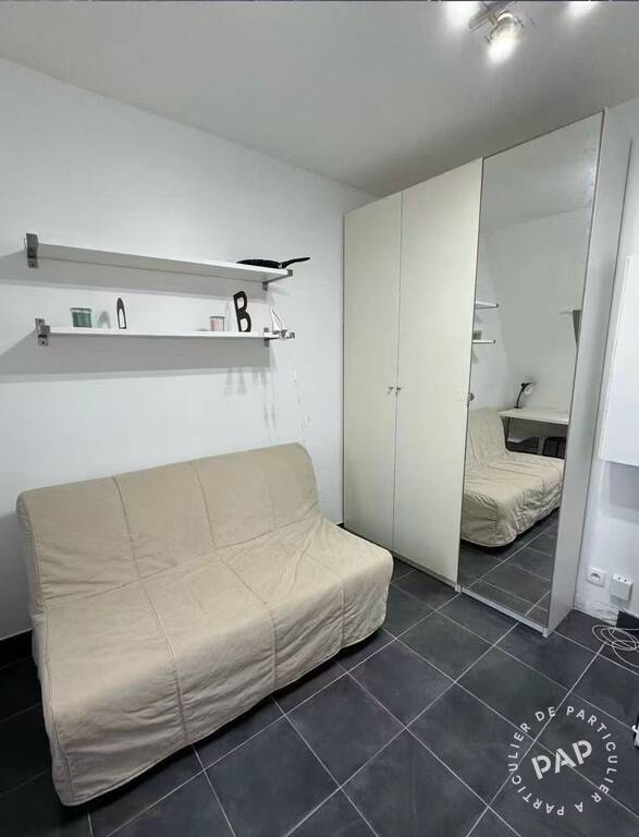 Flat Rue de Maubeuge in Paris