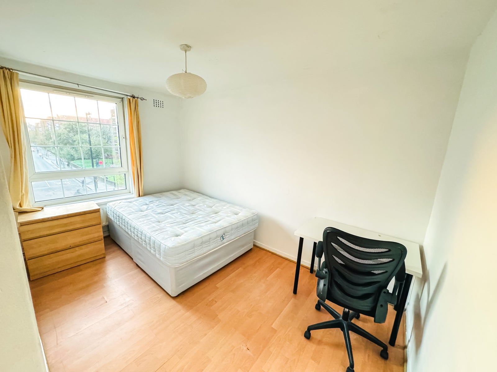 Flat Ada Place in Greater London