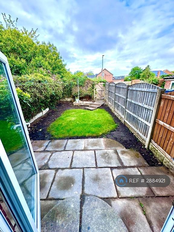House Middlewood Close in West Lancashire