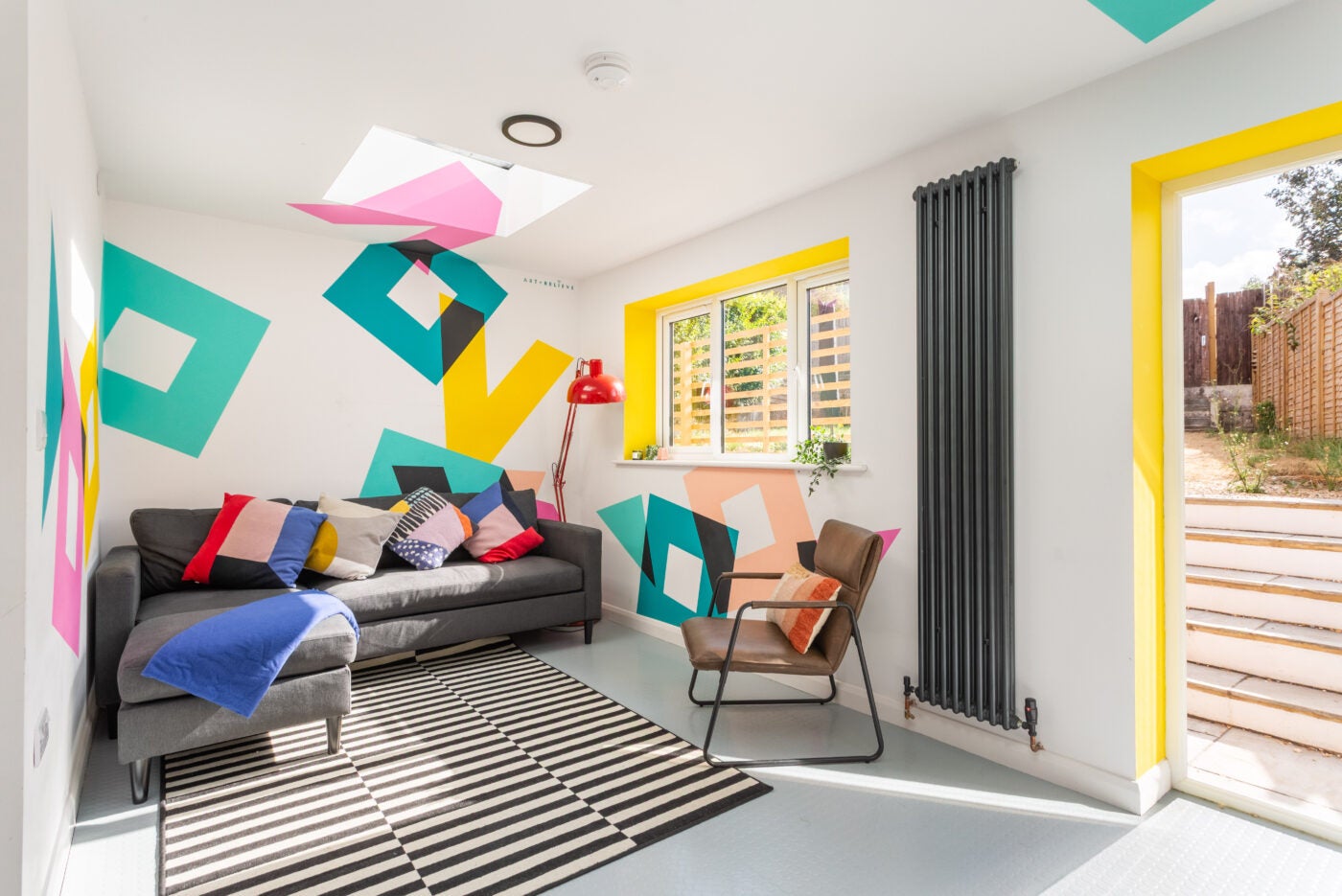 Flat Selham Close in Stanmer