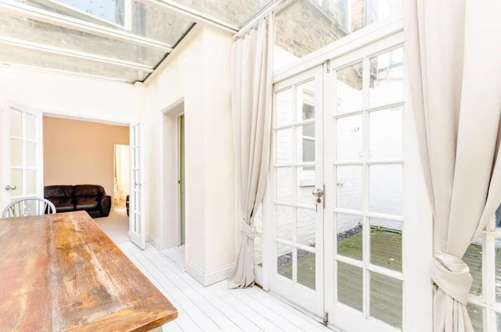 Flat Wadham Road in Greater London