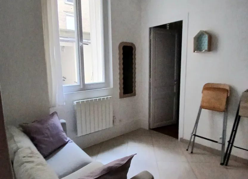 Flat Rue d'Alsace-Lorraine in Paris