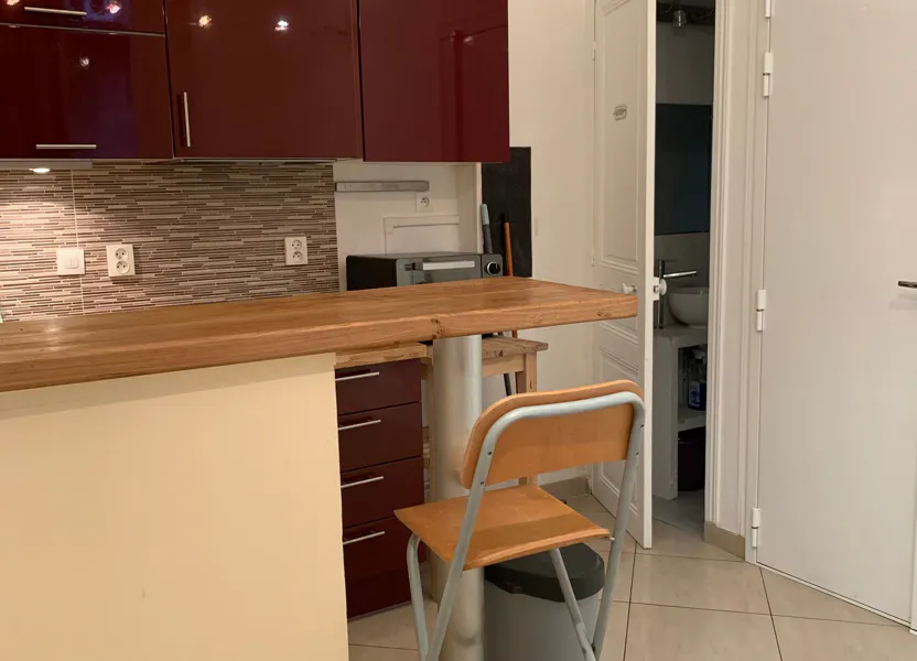 Flat Rue d'Alsace-Lorraine in Paris