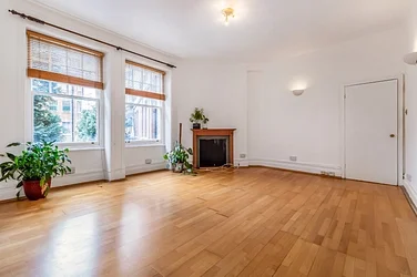 Flat West End Lane in Greater London