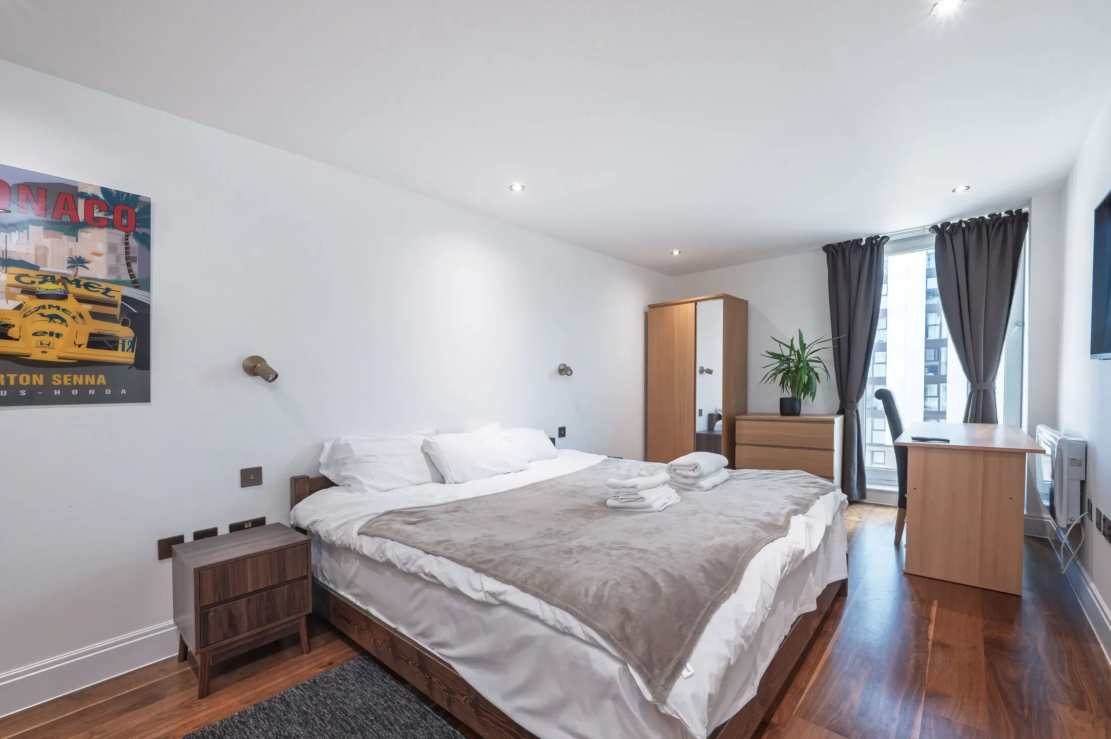 Flat Winchester Mews in Greater London