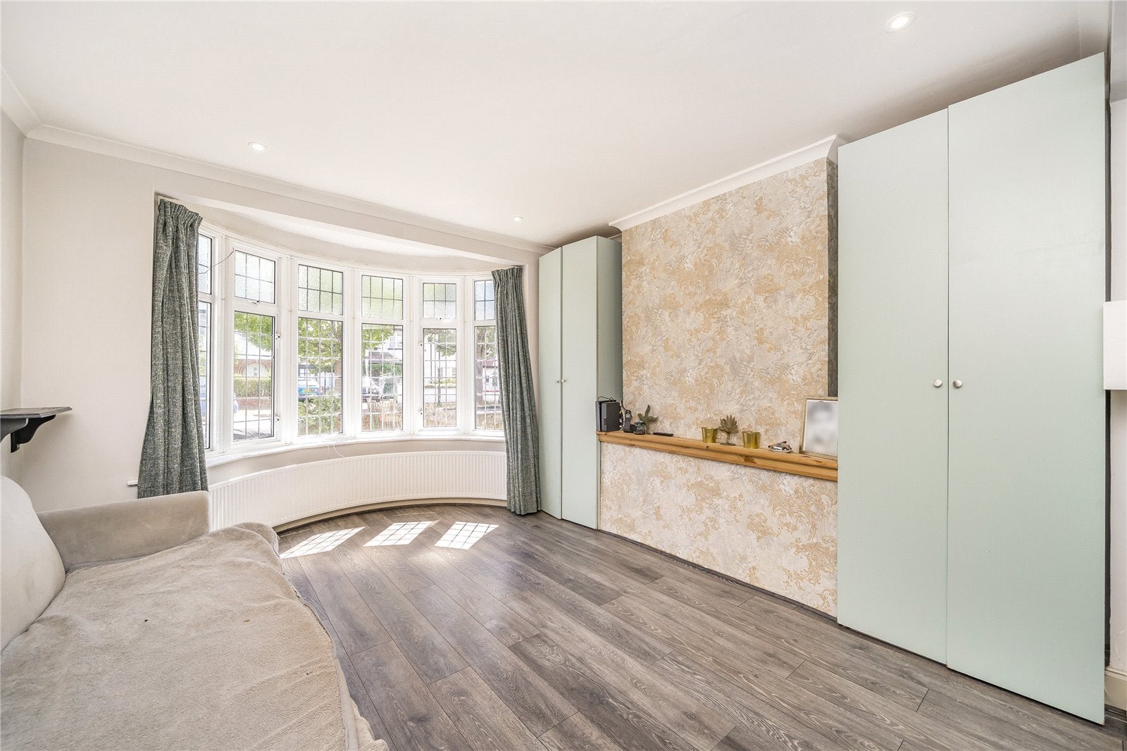 House Broad Walk in Greater London