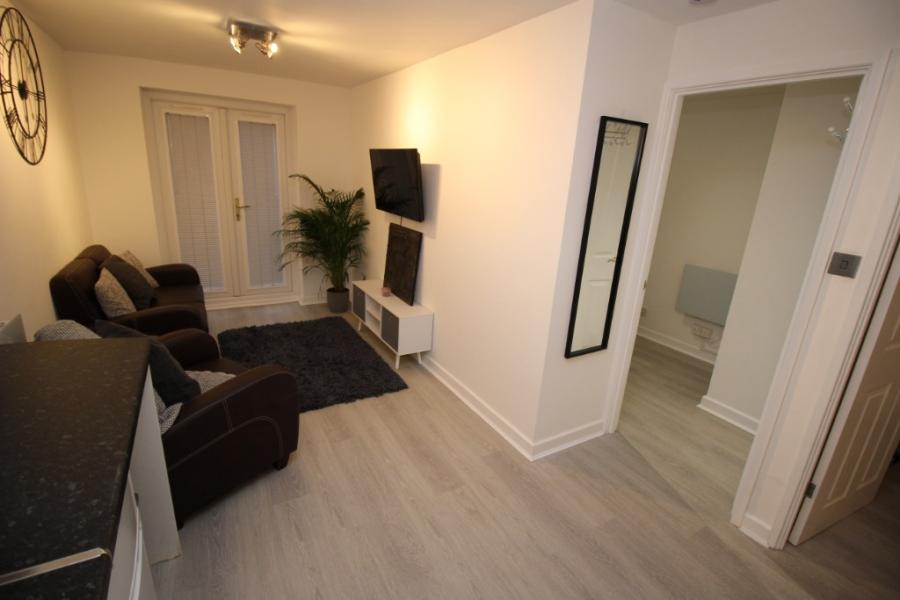 Flat Queen Alexandra Road in High Wycombe