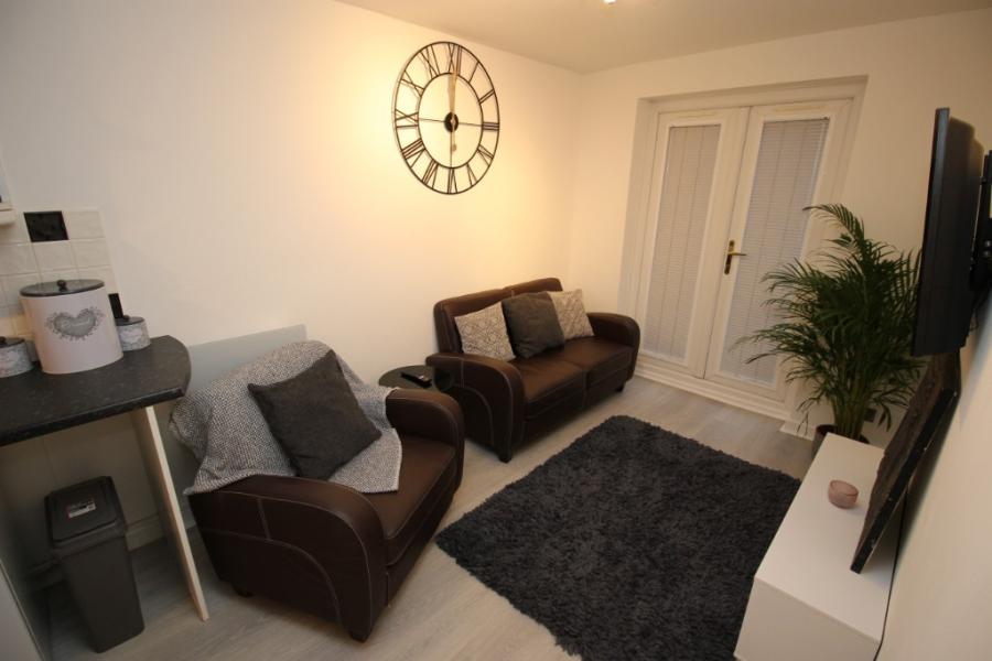 Flat Queen Alexandra Road in High Wycombe