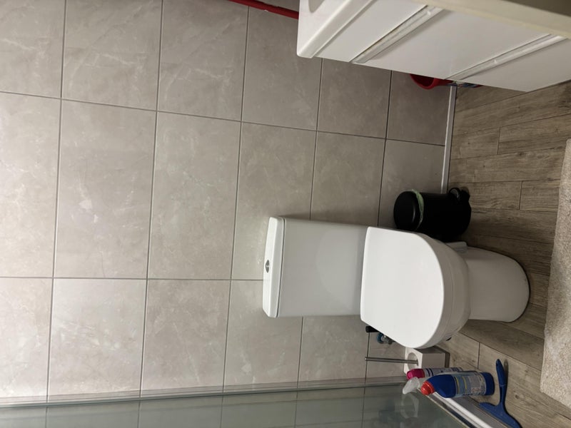 Room Martin Way in Greater London