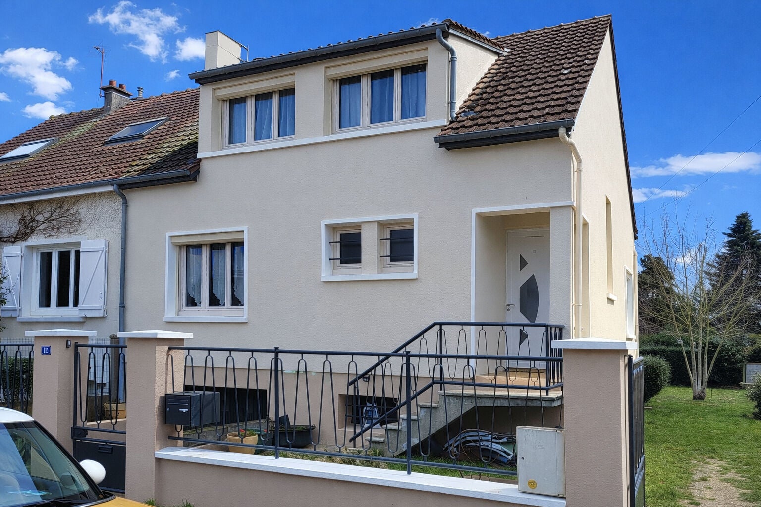 House D 939 in Mainvilliers