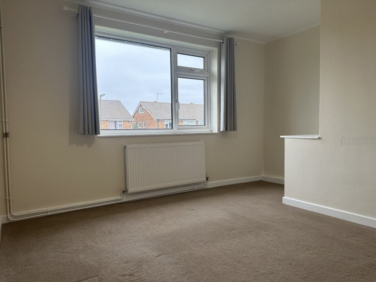 Flat Larkspur Way in Epsom and Ewell