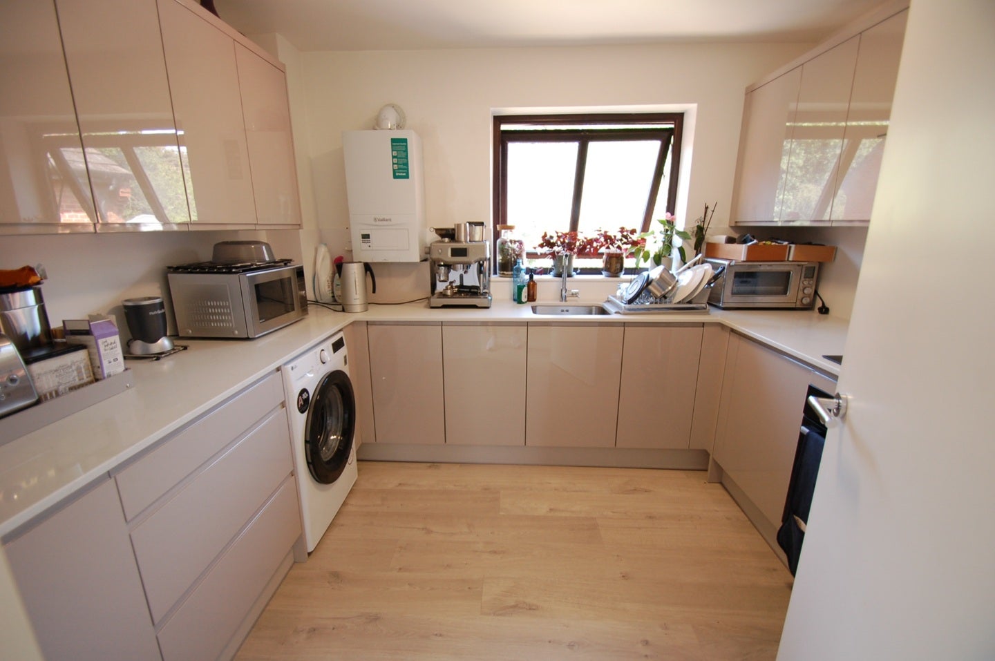 Flat Wheatley Close in Greater London