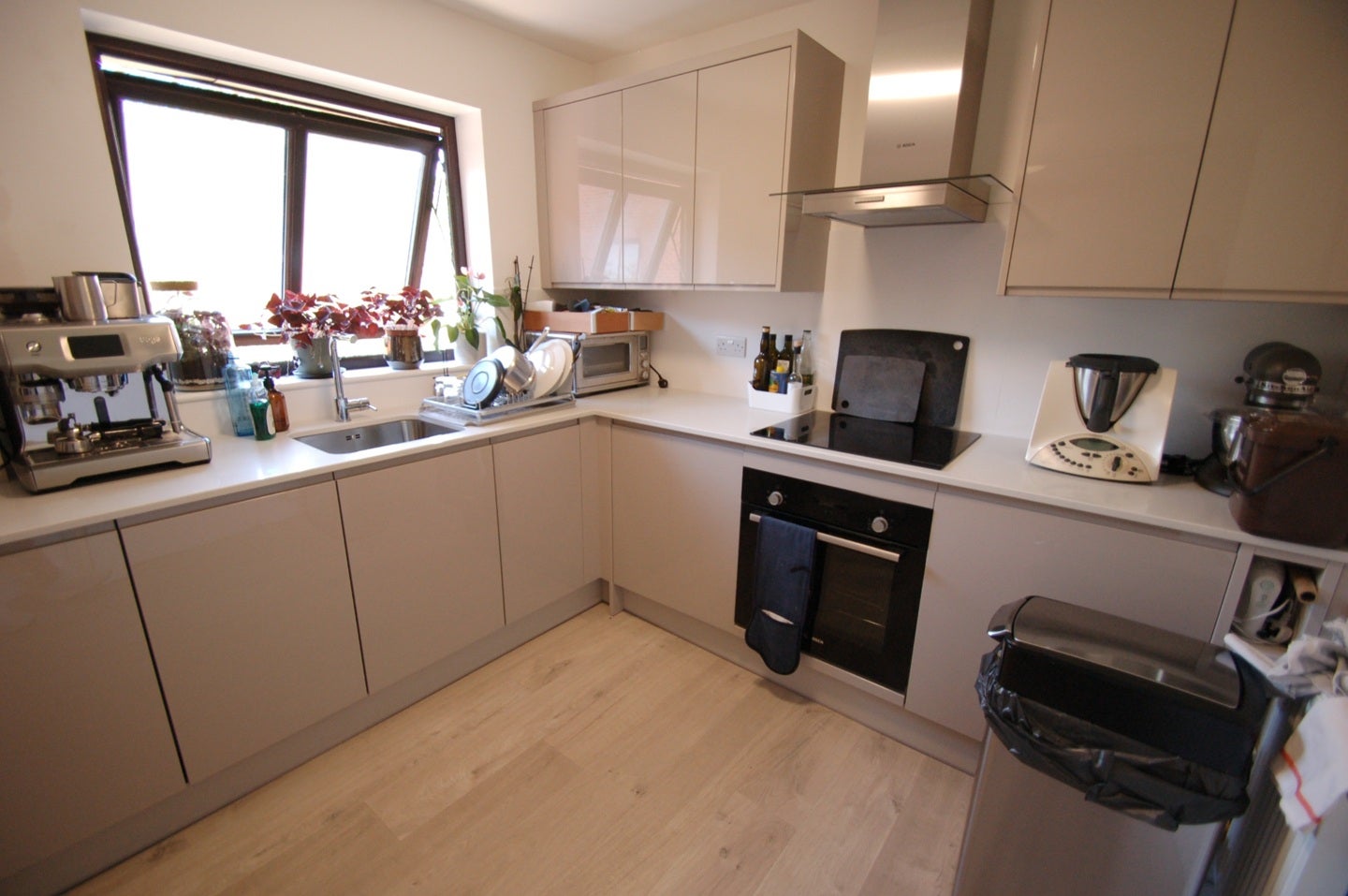 Flat Wheatley Close in Greater London