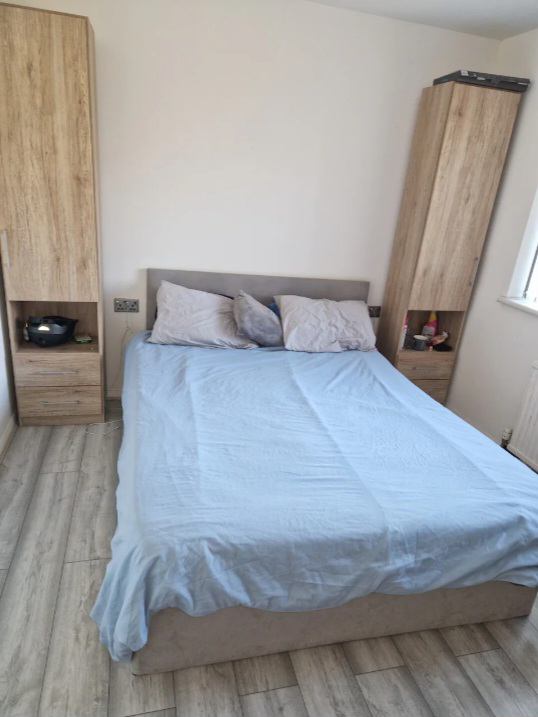 Room Llandow Road in Cardiff