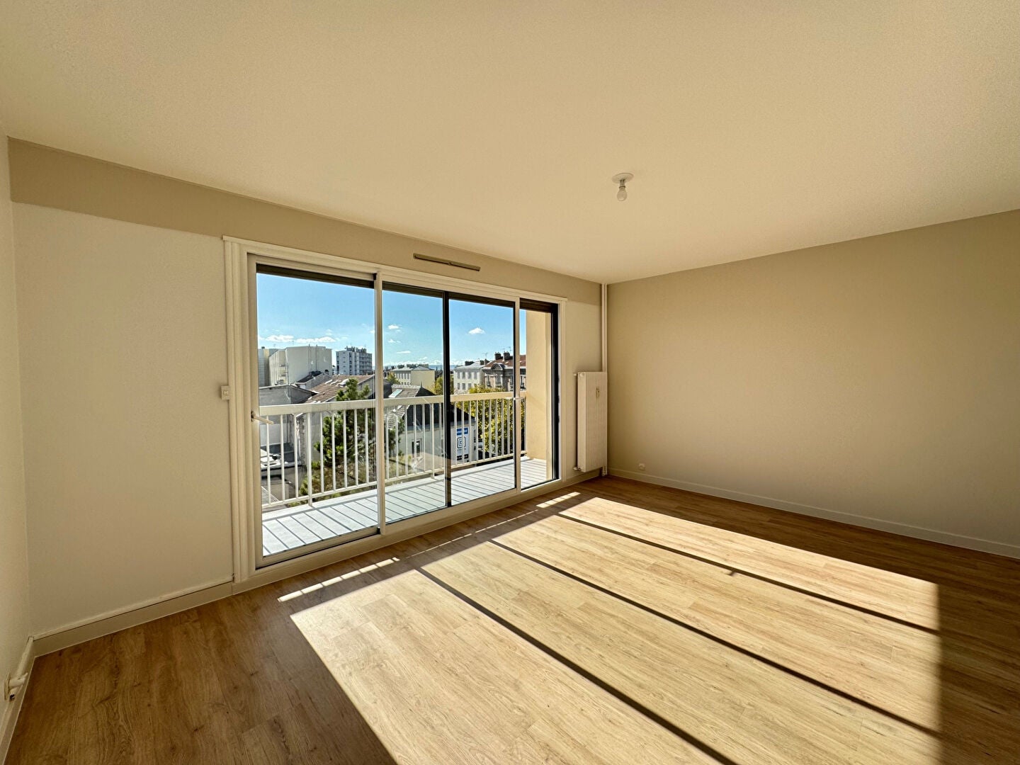 Flat Rue Ponsardin in Reims