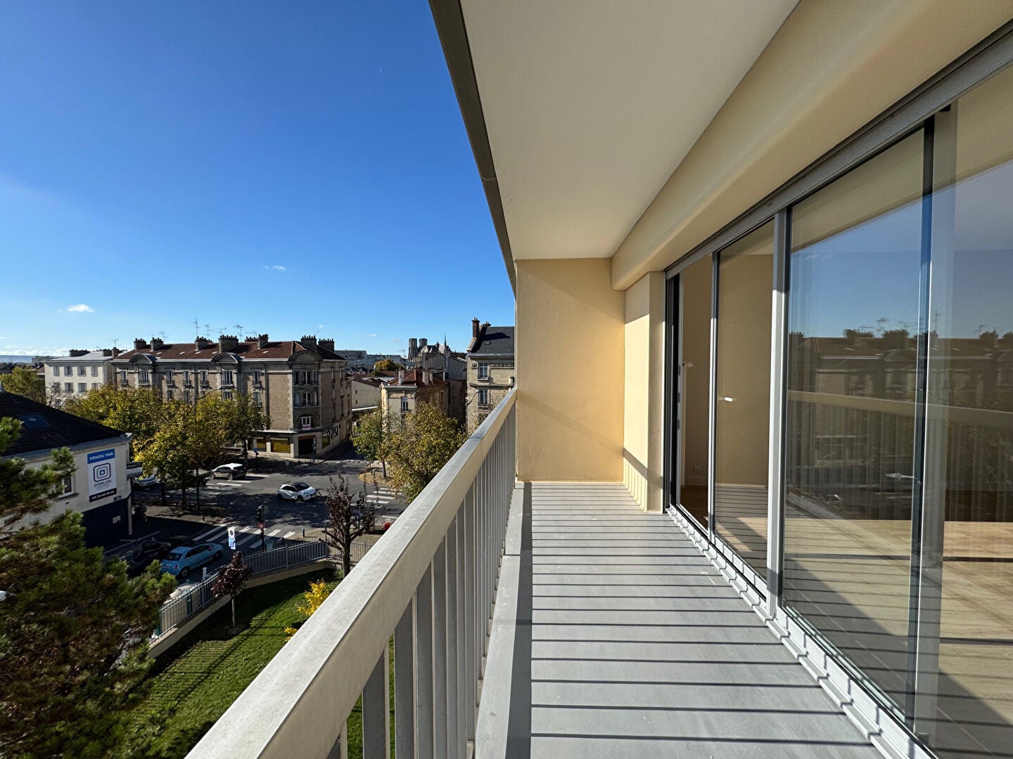Flat Rue Ponsardin in Reims