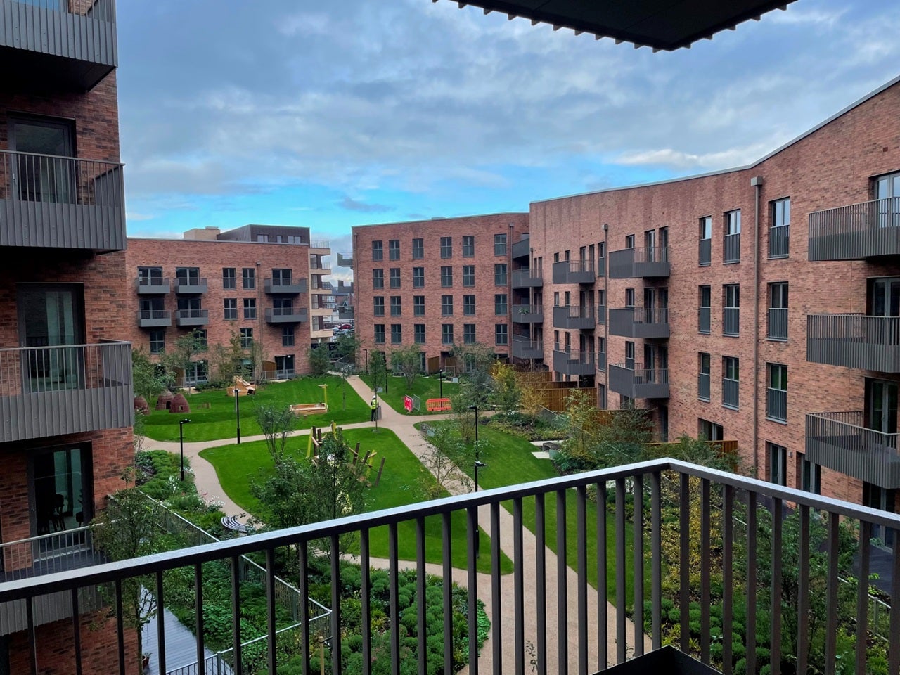 Flat Bittacy Hill in Greater London