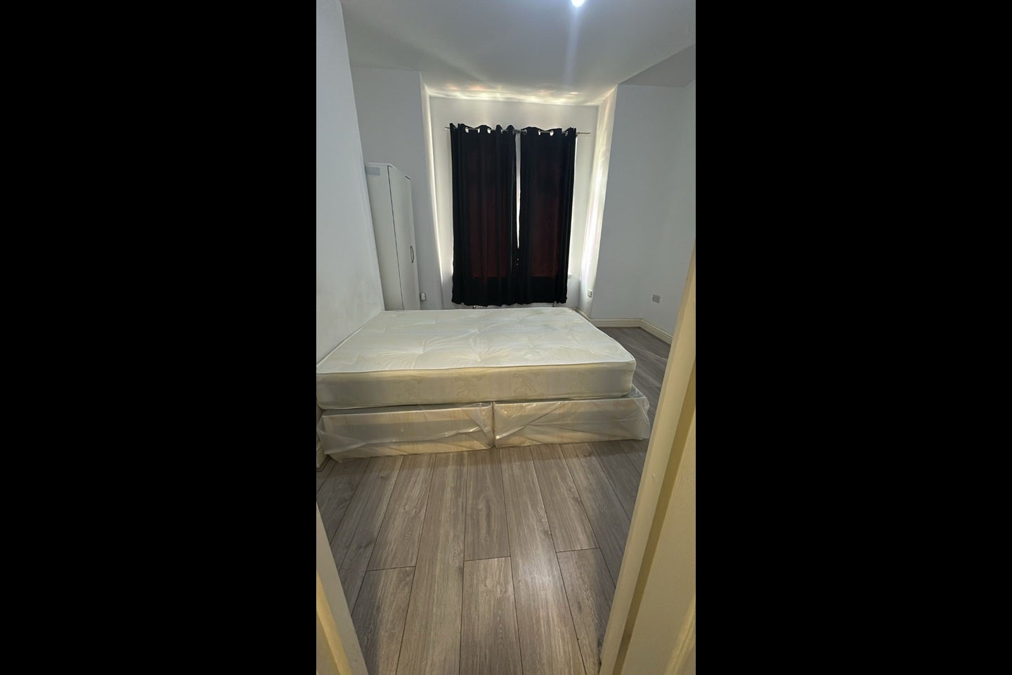Room Eversleigh Road in Greater London