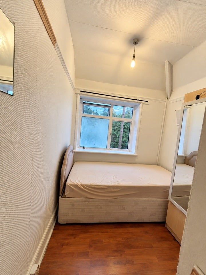 Room Bishop's Road in Greater London
