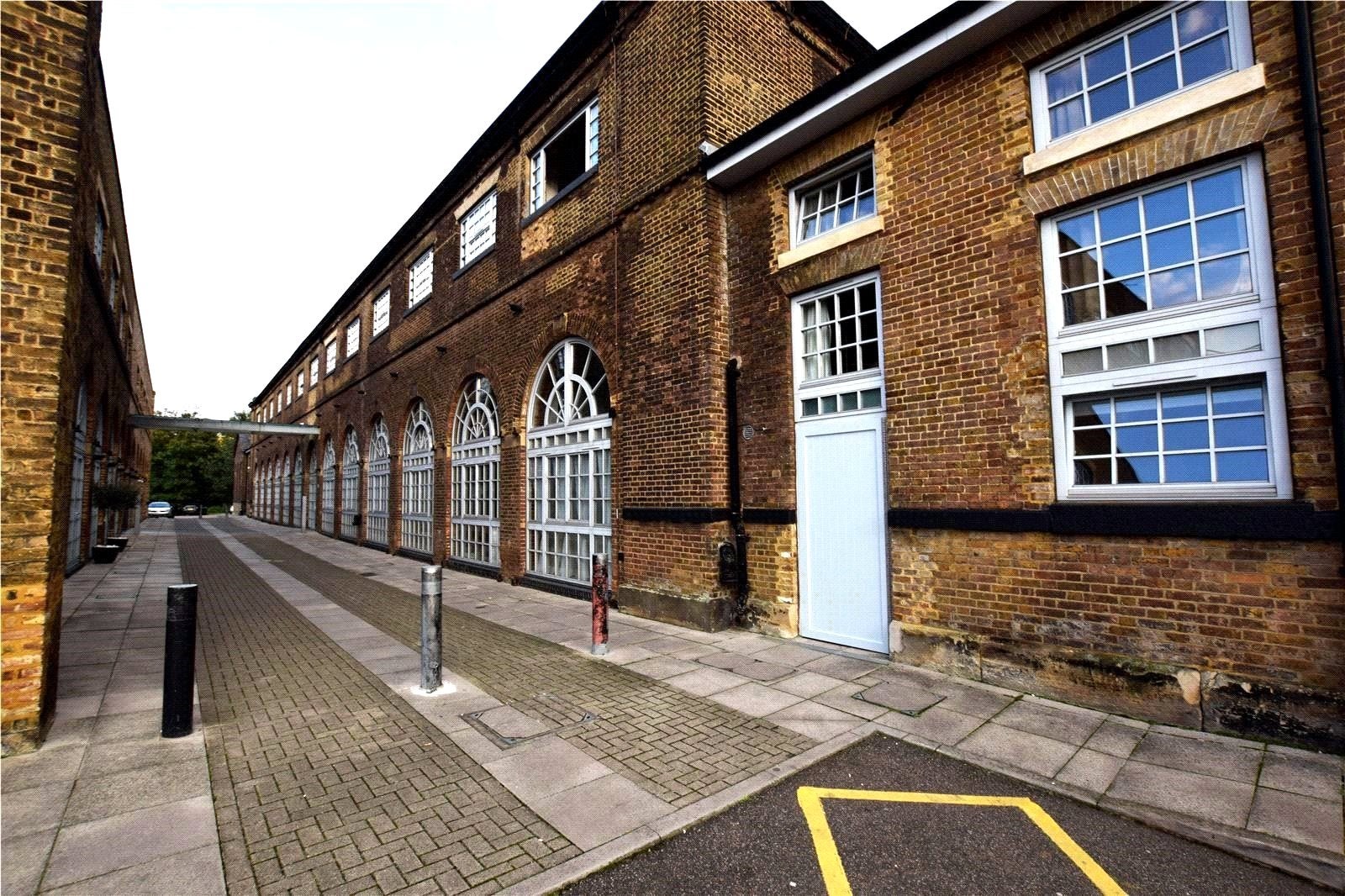 Flat Kidman Close in Greater London